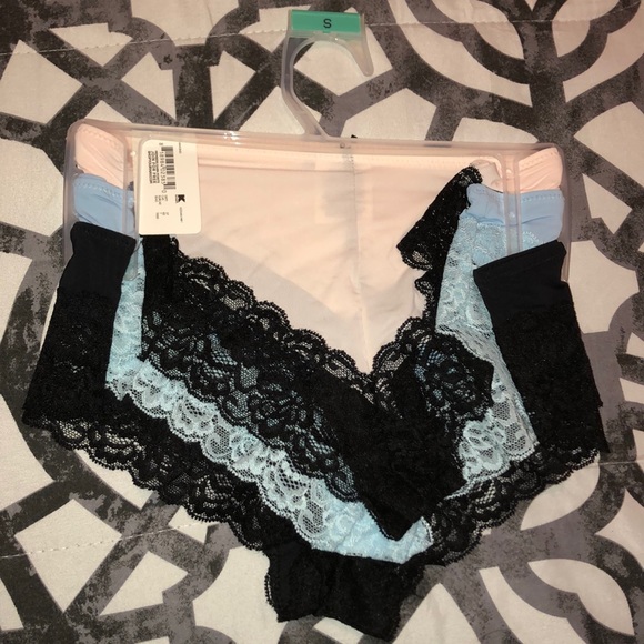 BRAND NEW ❣️3  Pack Cheeky Undies - Picture 2 of 7